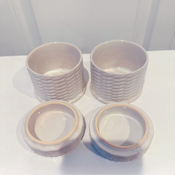 [ 2 FOR $25 ] CERAMIC NAUTICAL ROPE DESIGN CANISTERS WITH LIDS - Picture 6 of 7
